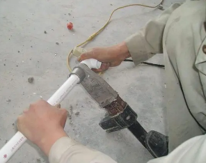 二道江漏水维修电话